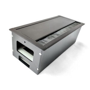 Hộp ổ cắm lắp âm bàn